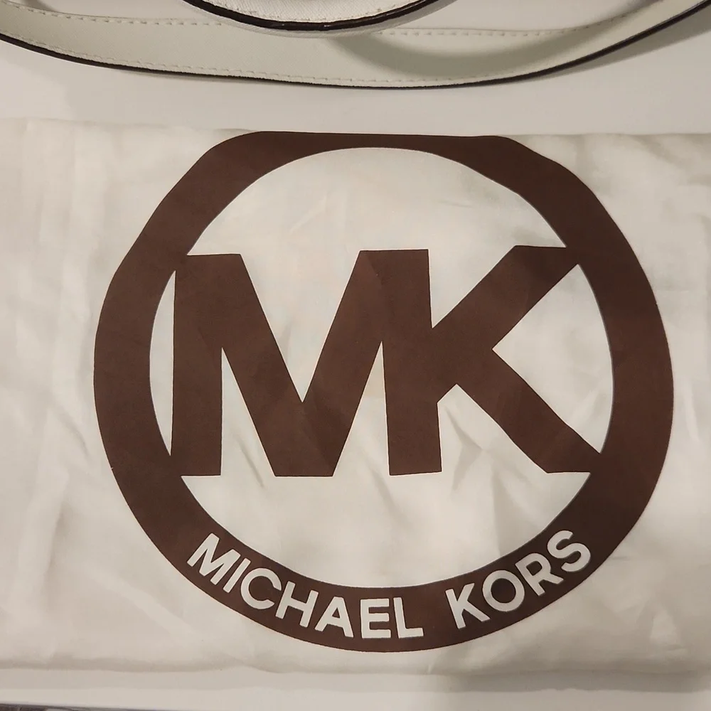 🤍MICHAEL KORS HAMILTON - Picture 10 of 13